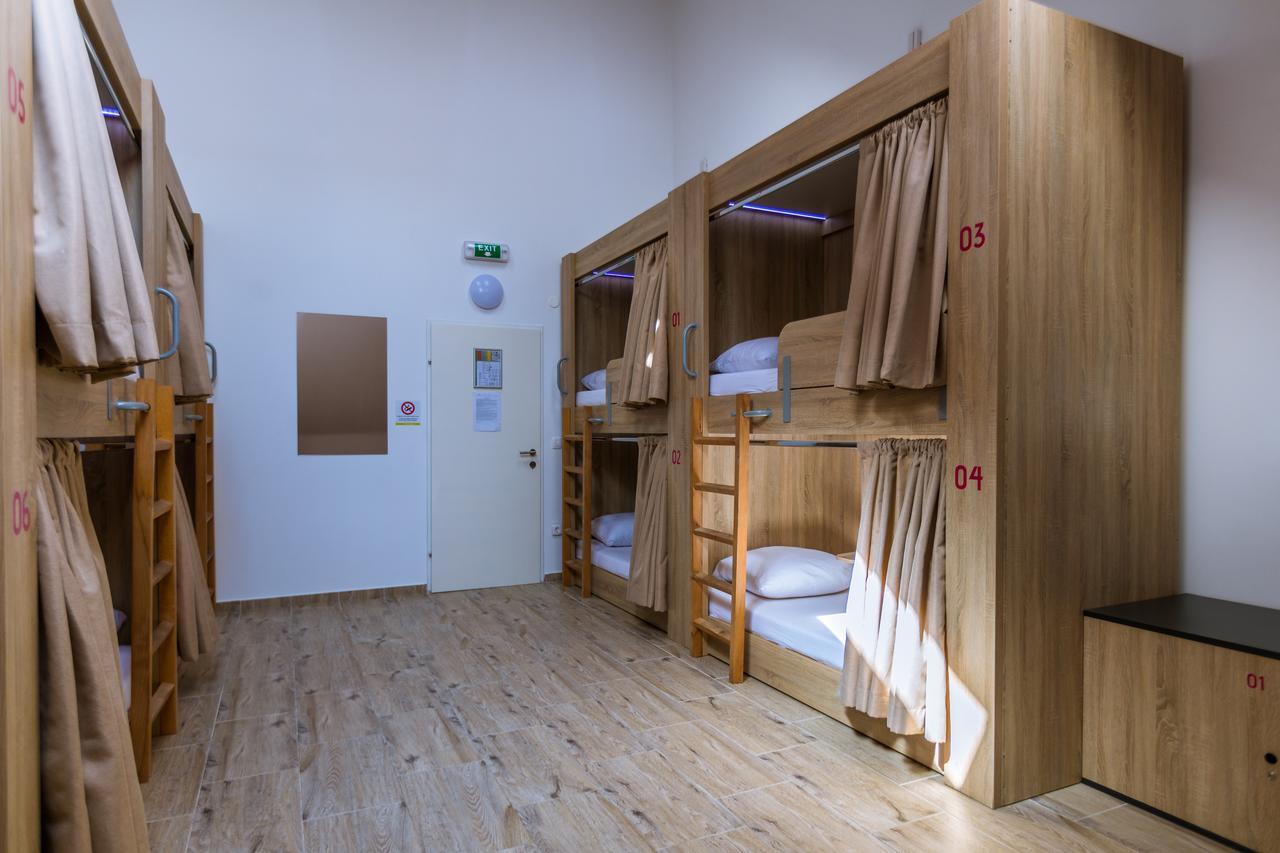 Hostel Zrce All Inclusive- All You Can Drink And Eat! (Adults Only) Novaglia Esterno foto
